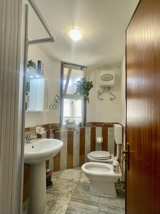 Maya'S Apartment Close To Ballaro Market And Central Station Palermo Ngoại thất bức ảnh