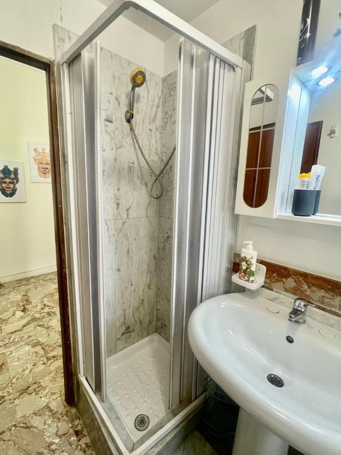 Maya'S Apartment Close To Ballaro Market And Central Station Palermo Ngoại thất bức ảnh